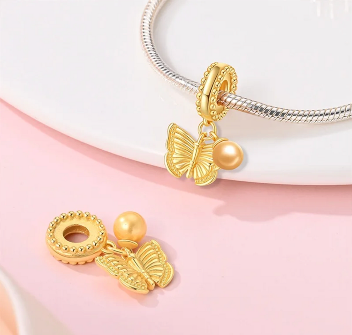 Mariposa y Bellota