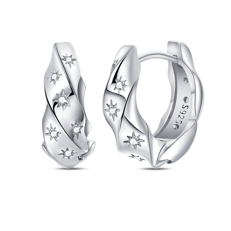 Aretes Espiral de Estrellas Blancas