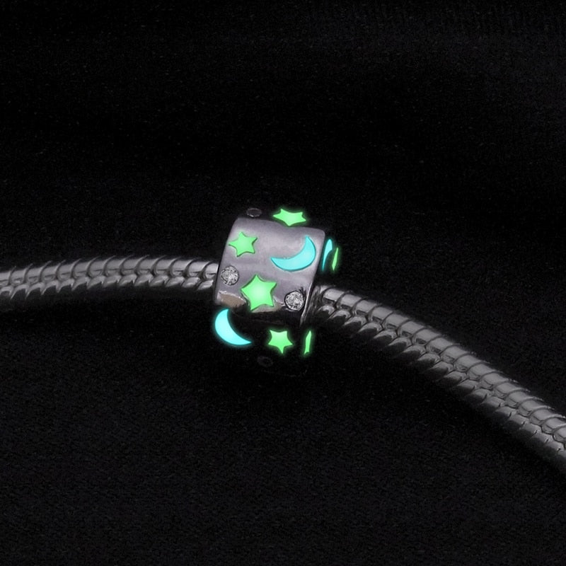 Clip Abalorio Luna & Estrellas Fluorescente